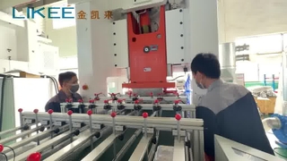 Máquina para fabricar contenedores rectangulares de papel de aluminio T80