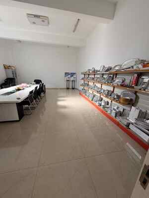 comprar Máquina para hacer recipientes de papel de aluminio reciclables de pared lisa rectangulares para hornear online manufacture