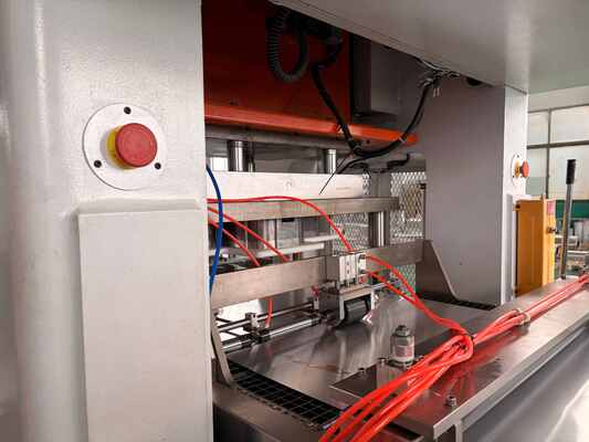 comprar LK-T80 Máquina de contenedores de papel de aluminio de alta resistencia desechable de 450 ml Resistencia a bajas temperaturas online manufacture