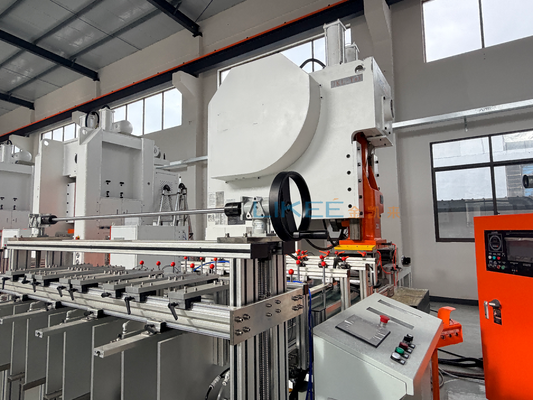 comprar Máquina de contenedores de papel de aluminio de marco C con servicio de instalación en el extranjero y soporte postventa 24/7 Fabricación en línea