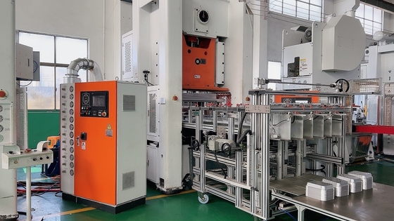 80 Ton Pneumatic Food Container Box que hace máquina la máquina de aluminio de la caja de embalaje