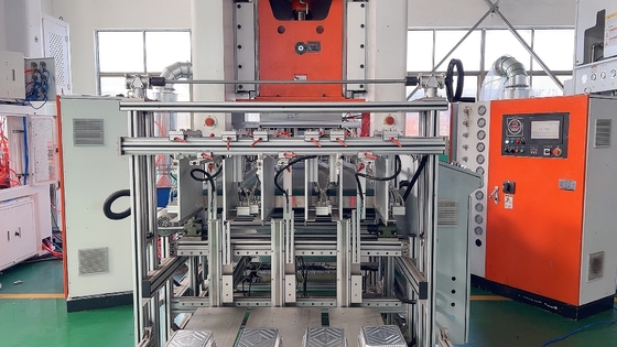 Máquina de fabricación de contenedores de papel de aluminio de alta capacidad controlada por PLC