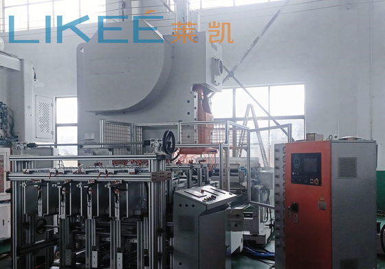 18.5KW 3-4 Cavidades de la válvula de solenoide línea de producción de contenedores de papel de aluminio con una capacidad de 12000 pcs / hora