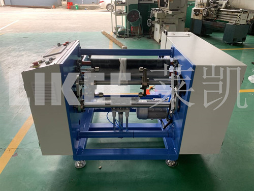 Máquina semiautomática de 305 m de longitud de repliegue de papel y papel con 2 husillos