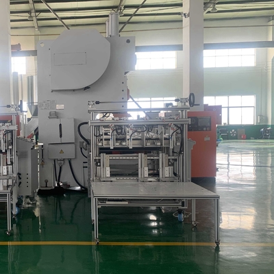 LK-T63 Contenedor de alimentos Máquina de perforar papel de aluminio 19.8KW de potencia no controlada