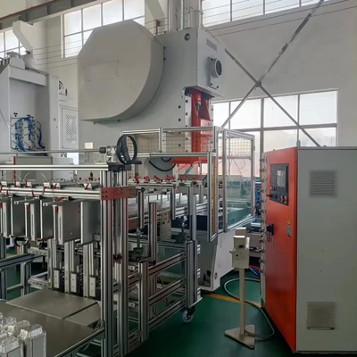 Línea de producción de contenedores de papel de aluminio de 3 cavidades controlados por Mitsubishi PLC LK-T63