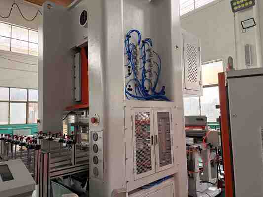 Máquina de contenedores de papel de aluminio LK-T80 con cambio de molde rápido en menos de 20 minutos, capacidad de 12000pcs/hora y construcción de acero de alta precisión