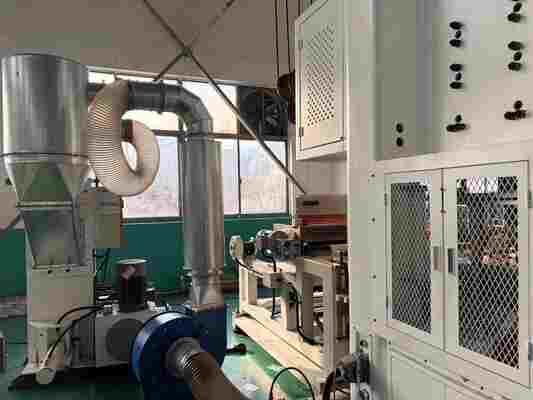 LK-T80 Máquina de fabricación de papel de aluminio Contenedor con sistema de control Mitsubishi PLC Multi-lenguaje