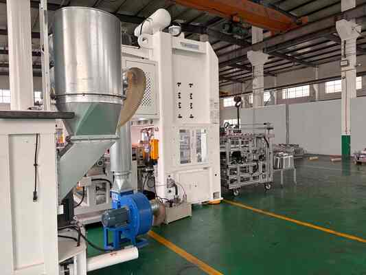 LK-T80 Máquina de fabricación de papel de aluminio con operación continua las 24 horas del día, los 7 días de la semana, la capacidad de prensa de 80 toneladas y control Mitsubishi PLC