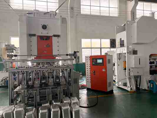 LK-T80 Contenedor de máquina de fabricación de papel de aluminio con circuito cerrado de aceite ahorra lubricante y 10 años de vida útil